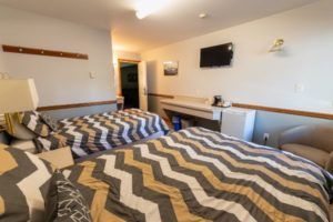 2 beds unit at Peaks Lodge in Revelstoke, BC