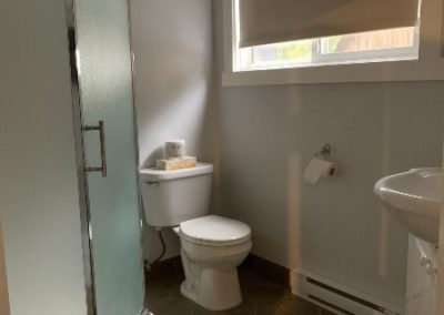 Washroom at Peaks Lodge in Revelstoke, BC